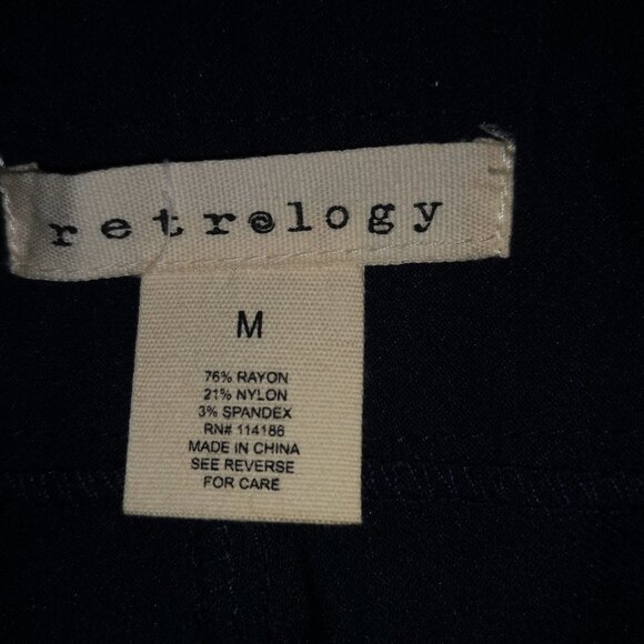 Retrology Ladies Straight Leg Pull On Navy Pants - Picture 3 of 6